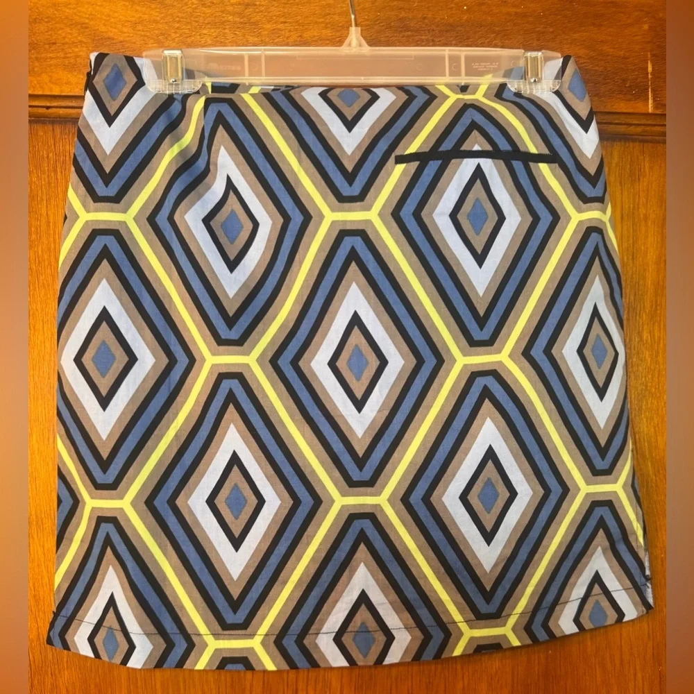 Golftini Geometric Pattern Golf Skort- New With Tags - 4L
